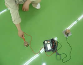 環(huán)氧防靜電自流平地坪2.jpg